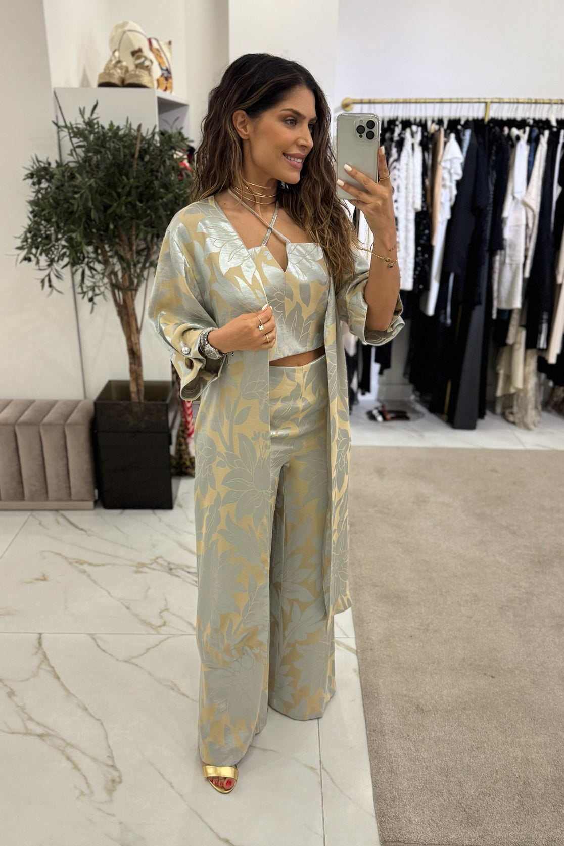 Kimono Swallow